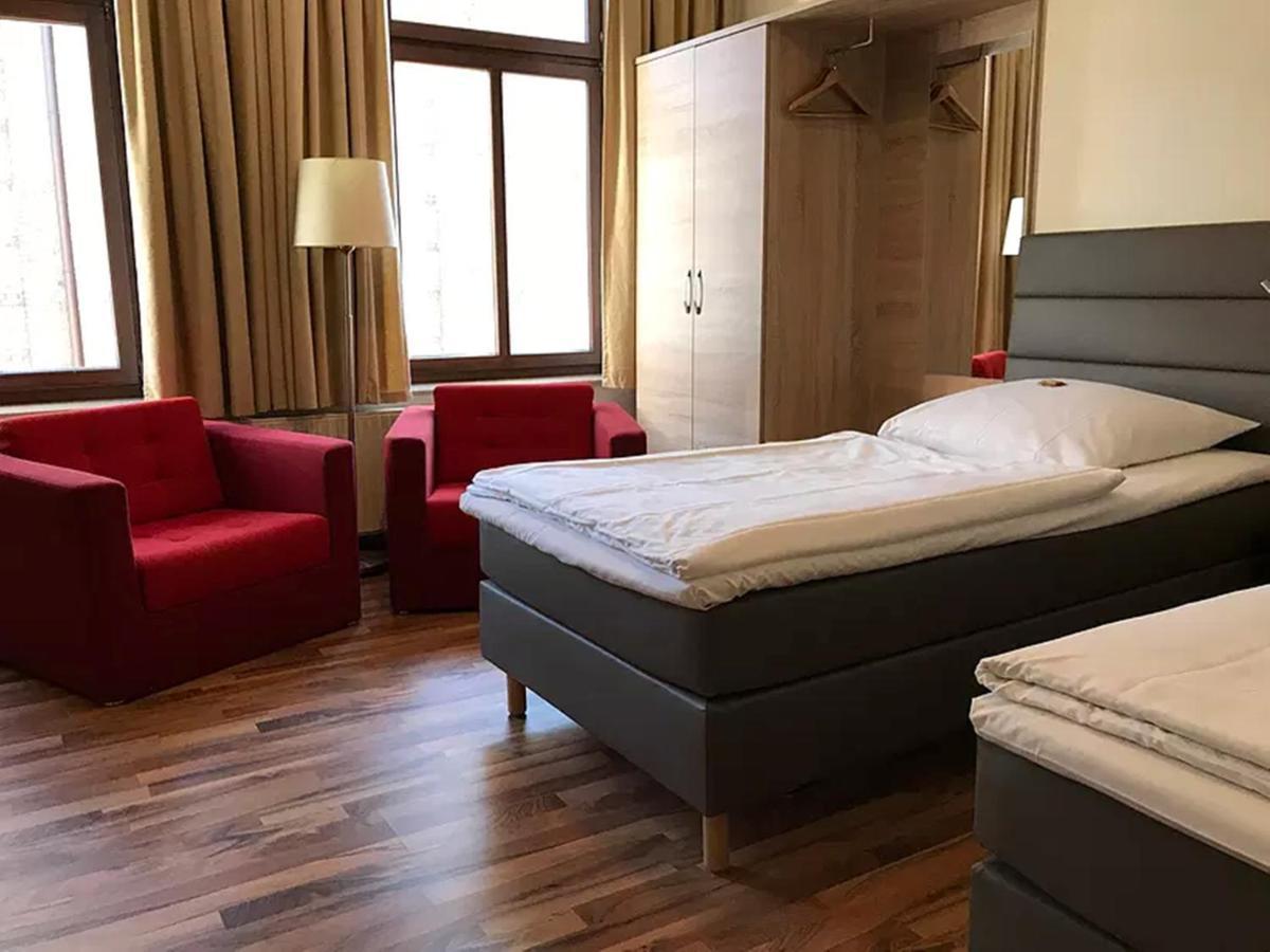 La Maison City-Messe-Arena Hotel Boardinghouse - Kontaktloser Self Check-In Kolonia Zewnętrze zdjęcie